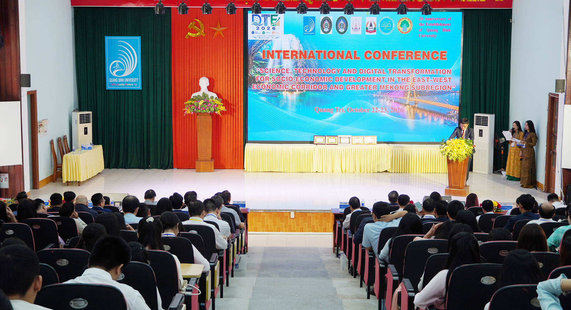 Hội thảo khoa học quốc tế về khoa học công nghệ và chuyển đổi số trên Hành lang kinh tế Đông - Tây